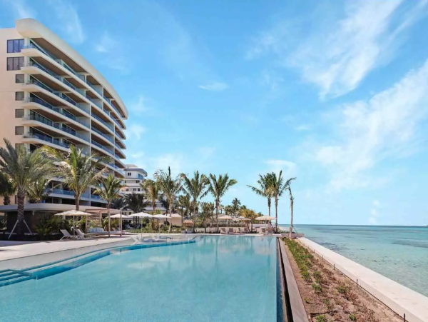 Luxury Beachfront Retreat in Nassau - Exclusive Vacation Rental